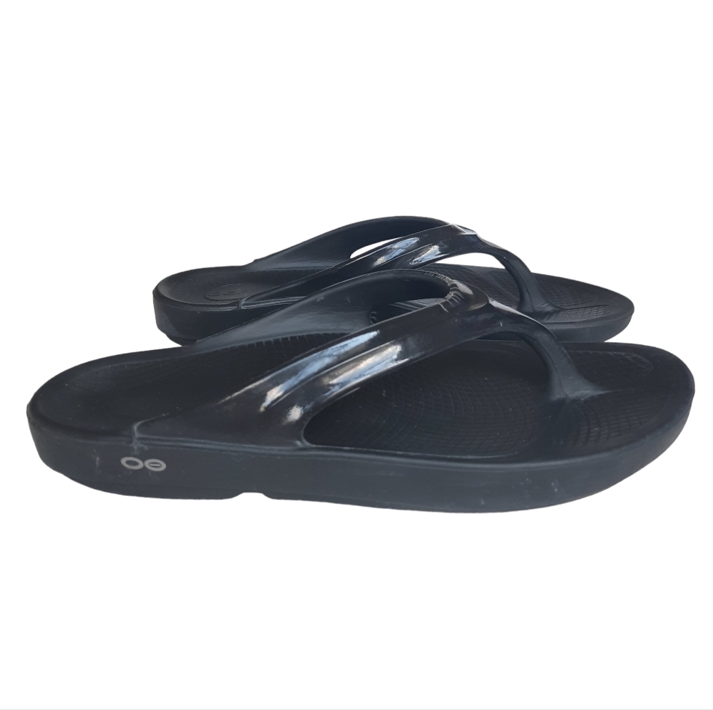 OOFOS OOlala Sandal Black Woman Size 10 Europe 41